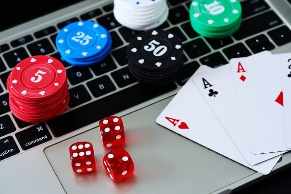 slot agora